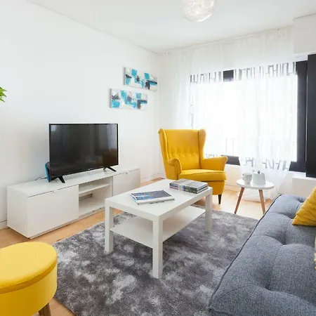 Urban Views Townhouse Infante *